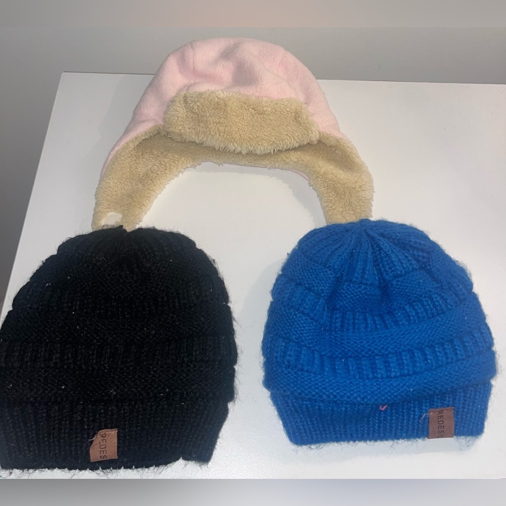Winter toddler lot, set of 3 winter hats! 6 months to 18 months!​